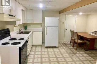 Sidesplit for Rent, 16414 Mccowan Road #2, Whitchurch-Stouffville, ON