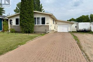 Property for Sale, 1649 3 Avenue, Wainwright, AB Property for Sale, 1649 3 Avenue, Wainwright, AB
