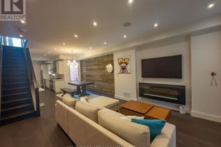 Property for Sale, 329a Clinton Street, Toronto (Palmerston-Little Italy), ON Property for Sale, 329a Clinton Street, Toronto (Palmerston-Little Italy), ON