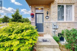 Property for Sale, 49 Kawneer Terrace, Toronto (Dorset Park), ON Property for Sale, 49 Kawneer Terrace, Toronto (Dorset Park), ON
