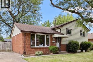 Sidesplit for Sale, 5440 Lyndon Court, Windsor, ON