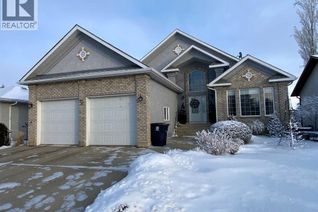 Detached House for Sale, 79 Park Place W, Brooks, AB