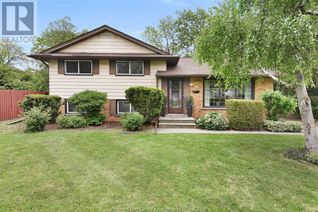 Sidesplit for Sale, 1558 Stratford Court, Windsor, ON