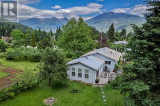 House for Sale, 609 Jackson Street, Kaslo, BC