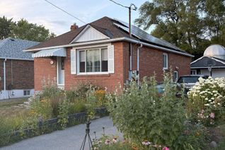 Bungalow for Rent, 107 Ellington (Main) Drive, Toronto (Wexford-Maryvale), ON Bungalow for Rent, 107 Ellington (Main) Drive, Toronto (Wexford-Maryvale), ON