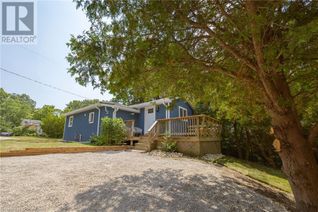 House for Sale, 277 Charlotte Street, Port Stanley, ON