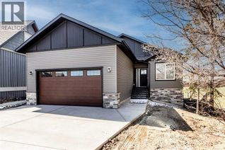 House for Sale, 25 Houlden Place, Cayley, AB