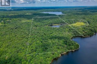 Backsplit for Sale, 32 Christie Court, Seguin, ON