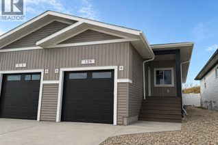 Bungalow for Sale, 139 Gray Close, Sylvan Lake, AB