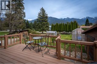 Ranch-Style House for Sale, 127 8th Street N, Kaslo, BC
