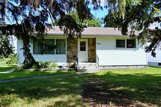 House for Sale, 5308 52nd Avenue, Mannville, AB