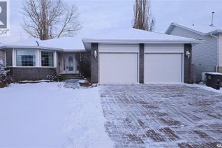 Bungalow for Sale, 210 3rd Street E, Vanscoy, SK