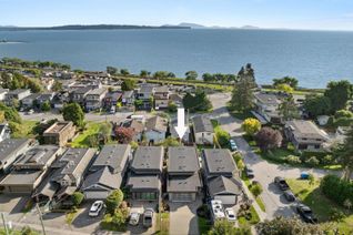 Detached House for Sale, 14712 Mcdonald Avenue, White Rock, BC