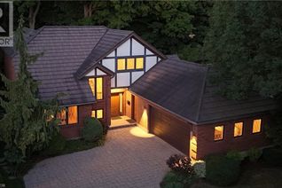 Property for Sale, 33 Walnut Drive, Guelph, ON