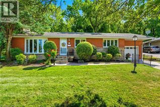 Property for Sale, 894 Bishop Place, Ancaster, ON Property for Sale, 894 Bishop Place, Ancaster, ON