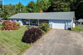 Bungalow for Sale, 11876 Opeongo Road, Madawaska Valley, ON