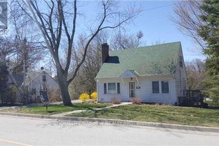Property for Sale, 66 Roxborough Road, Newmarket (Gorham-College Manor), ON