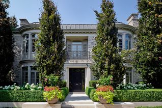 Detached House for Sale, 10 Shorncliffe Ave, Toronto, ON