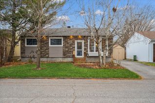 Bungalow for Sale, 32 Uxbridge Cres #B, Kanata, ON