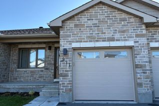 Bungalow for Sale, 971 LEISHMAN Dr, Mississippi Mills, ON