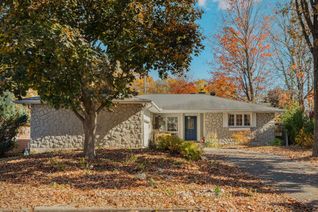 Bungalow for Sale, 275 Crocus Ave, Alta Vista and Area, ON