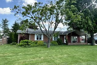 Bungalow for Sale, 7652 Harris Point Dr, Plympton-Wyoming, ON