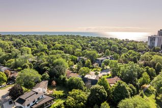 Sidesplit for Sale, 144 Ulster Dr, Oakville, ON