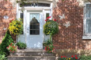 Detached House for Sale, 71 High St, Georgina, ON