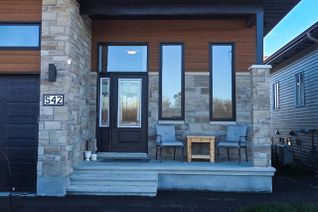 Apartment for Sale, 542 Regina St #A, Russell, ON