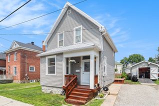 Detached House for Sale, 25 Kensington Ave, Smiths Falls, ON
