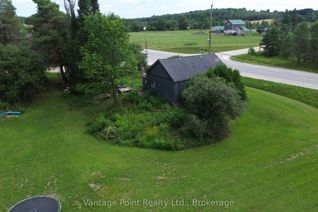 Bungalow for Sale, 560335 70 Side Road, Chatsworth, ON