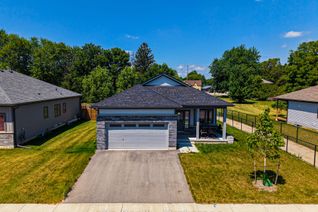 Bungalow for Sale, 142 Ellen St, North Perth, ON