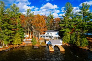 Detached House for Sale, 44-2755 Muskoka Rd 118 West N/A, Muskoka Lakes, ON