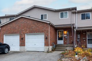 Townhouse for Sale, 554 12th St W, Owen Sound, ON