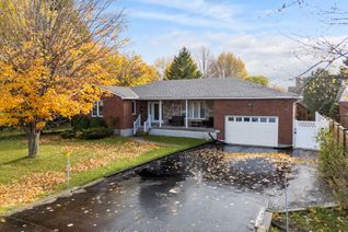 Bungalow for Sale, 226 Main St N, Huron East, ON