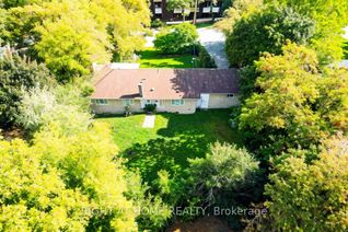 Bungalow for Sale, 8 Manorcrest Dr, Toronto, ON