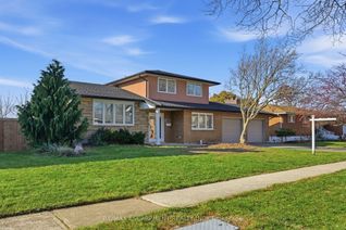 Sidesplit for Sale, 3493 Wiltshire Blvd, Niagara Falls, ON