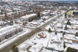 Detached House for Sale, 8372 Islington Ave, Vaughan, ON
