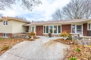 Sidesplit for Sale, 41 Hamilton Dr, Newmarket, ON